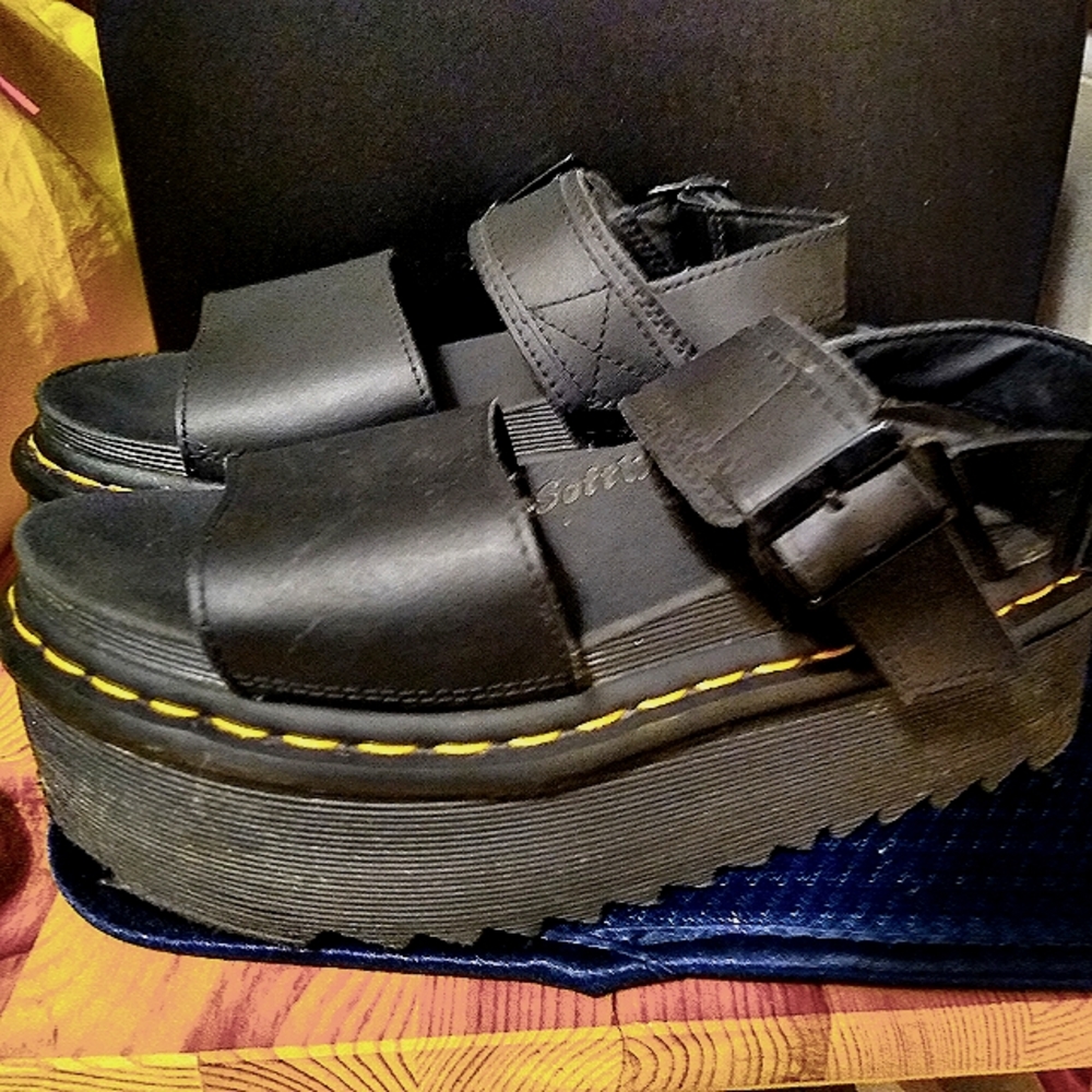 Dr Marten Platform Voss